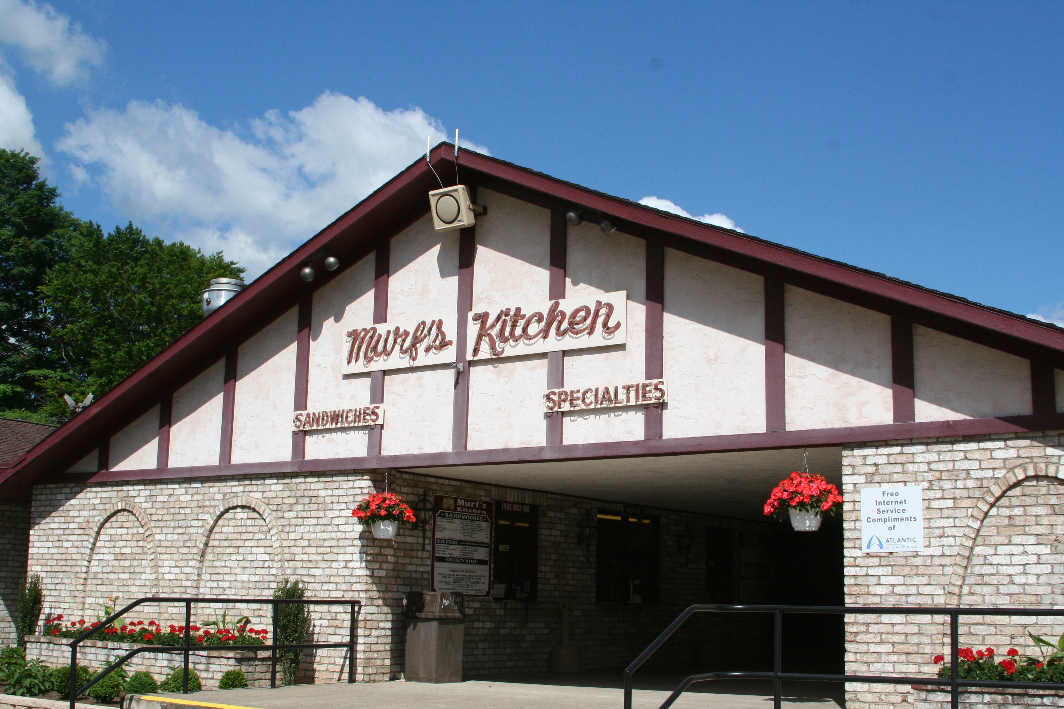 Murf's Kitchen at Del Grosso's
