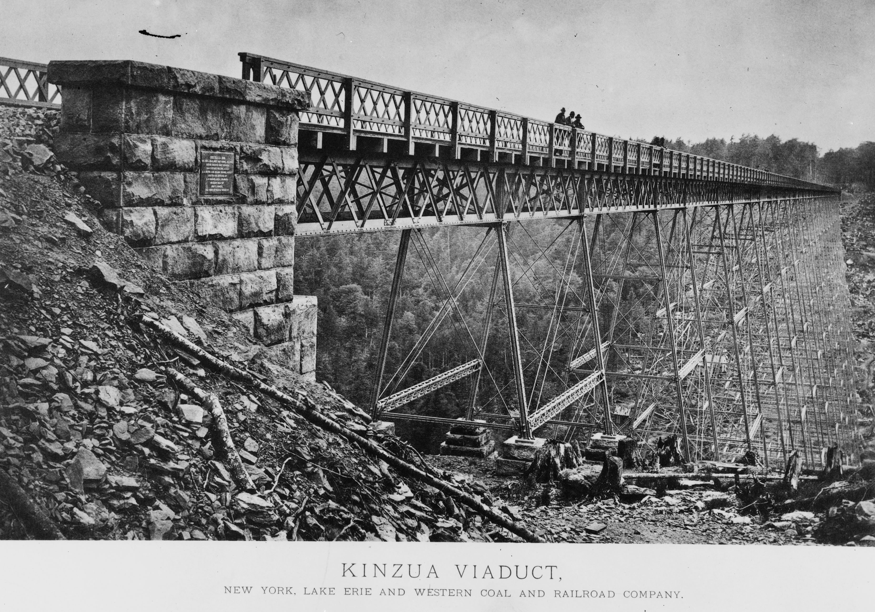 Photo of the Bridge from 1885