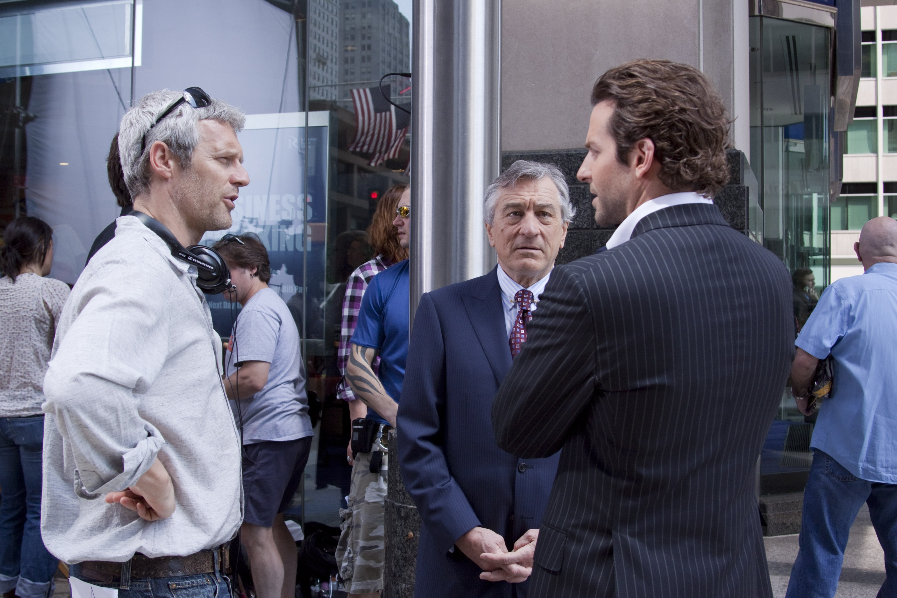 Neil Burger talking to Robert DeNiro and Bradley Cooper