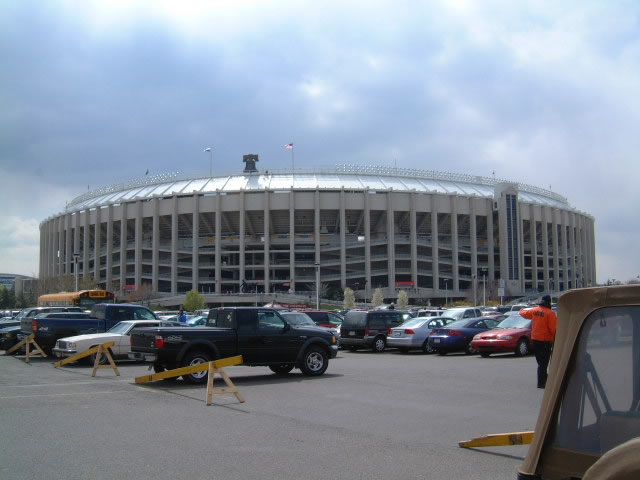 Exterior of Veterans Stadium