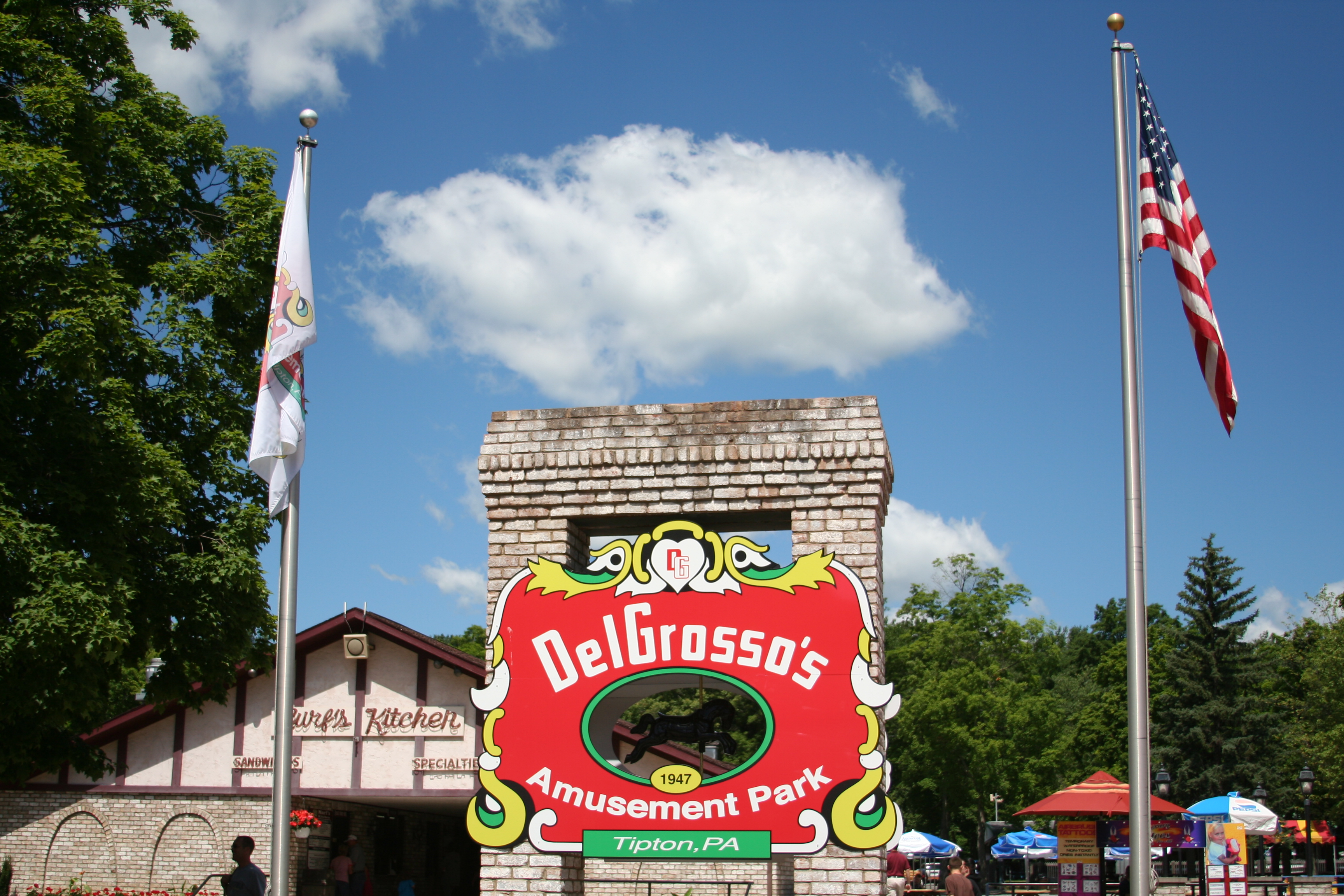 Entrance to DelGrosso's Amusement Park